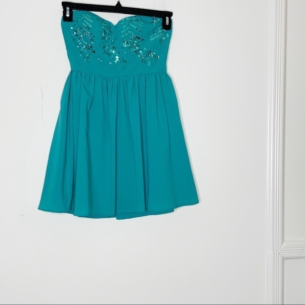 MINUET green mini cocktail dress. Size S